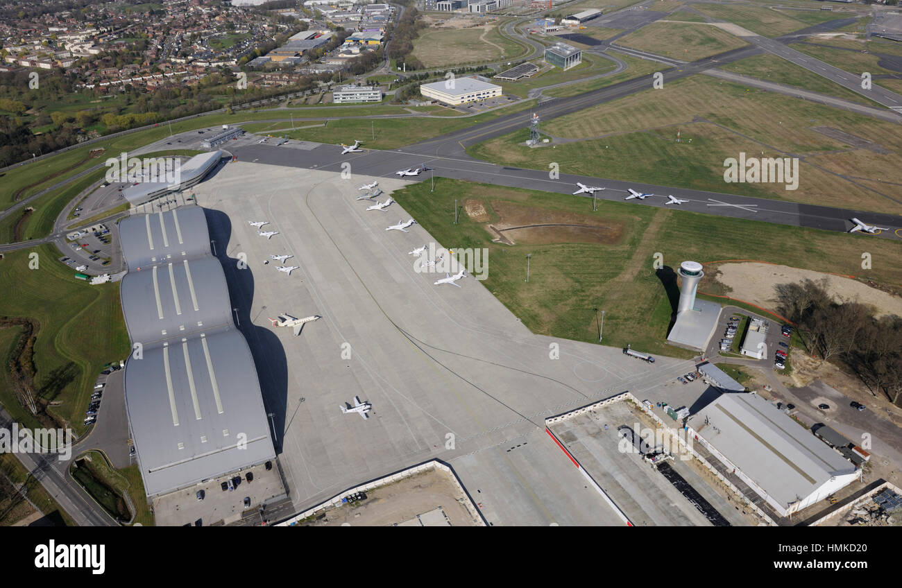 stranded grounded business-jets parked at Farnborough airport while UK airspace was closed 6 days by volcanic ash-plume in Stock Photo