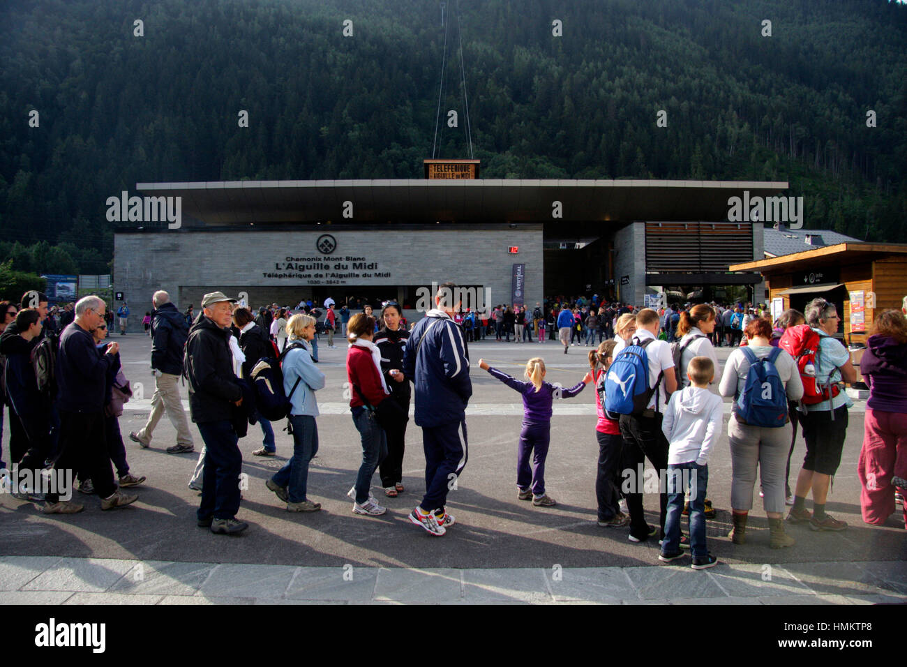 Impressionen: Seilbahn auf die Auguille du Midi, Chamonix, Frankreich. Stock Photo