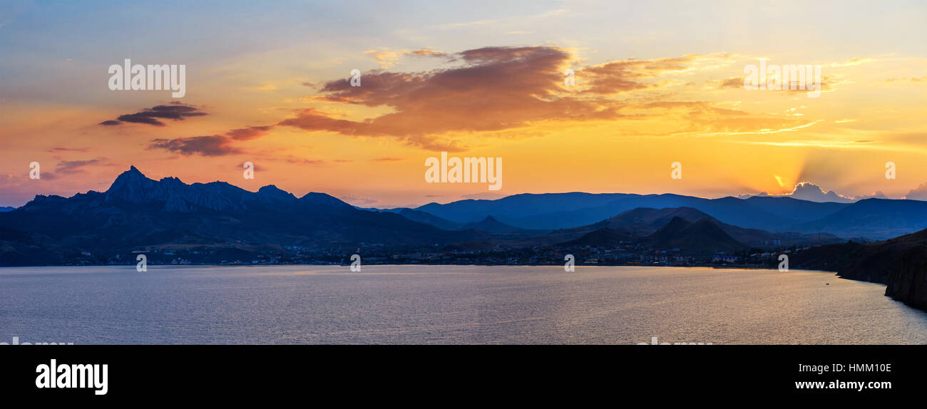 magnificent panorama of sunrise Stock Photo - Alamy