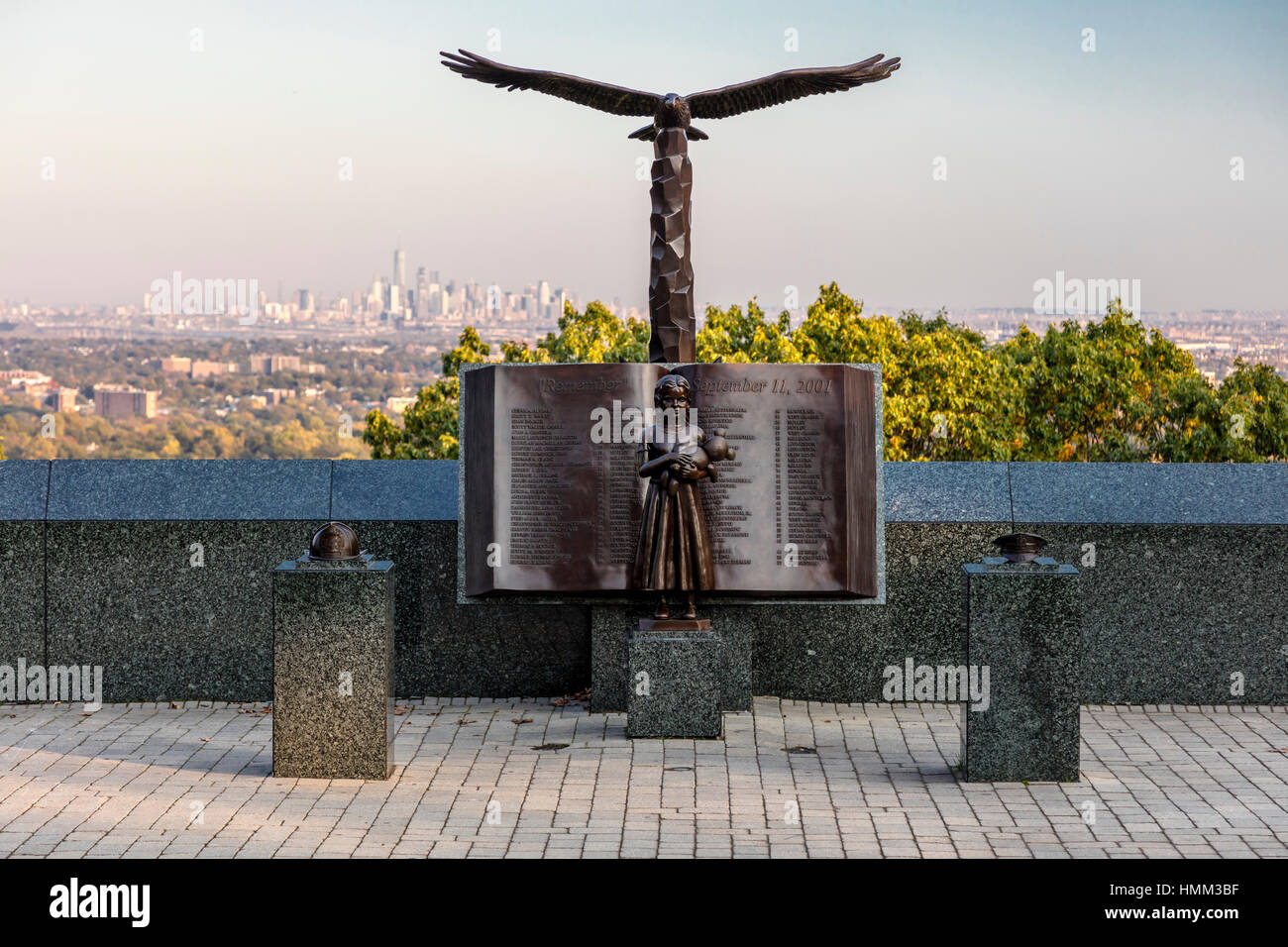 October 16, 2016 - 9/11 Memorial Eagle Rock Reservation in West Orange, New Jersey with view of New York City Stock Photo