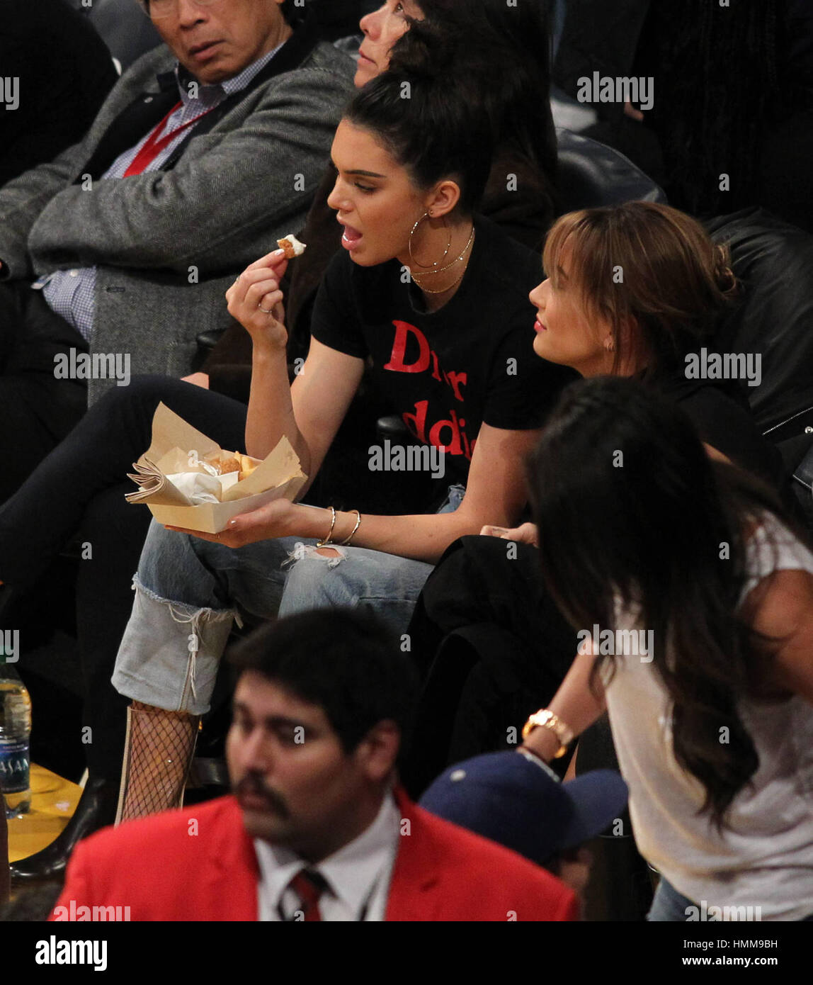 Kendall Jenner And Hailey Baldwin Eating Courtside At The Los Angeles Stock Photo Alamy