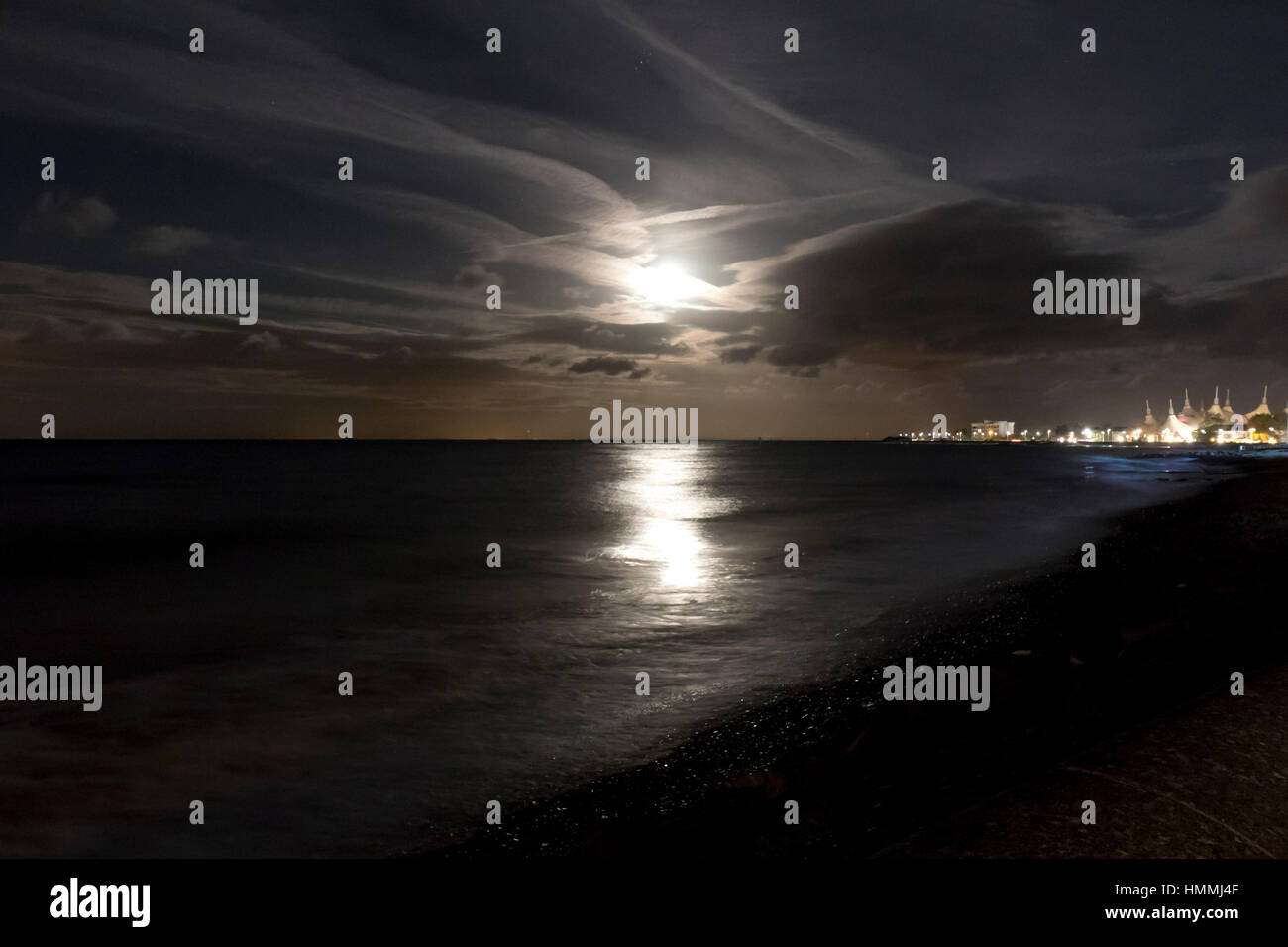 Sunset Butlins Butlins and the seafront under moonlight Stock Photo - Alamy