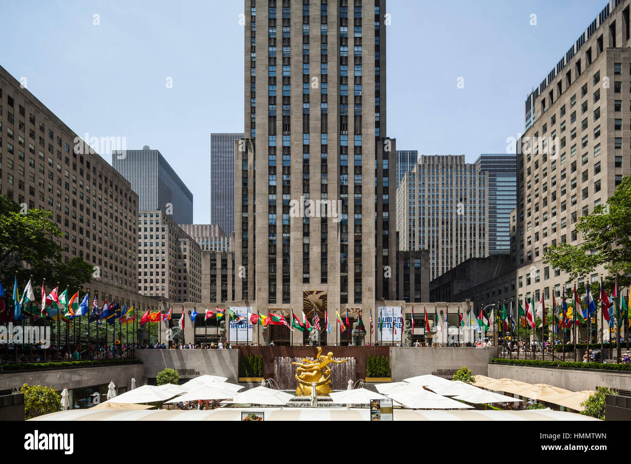 June Rockefeller New York City - June 22: Rockefeller Center and Prometheus Statue in ...