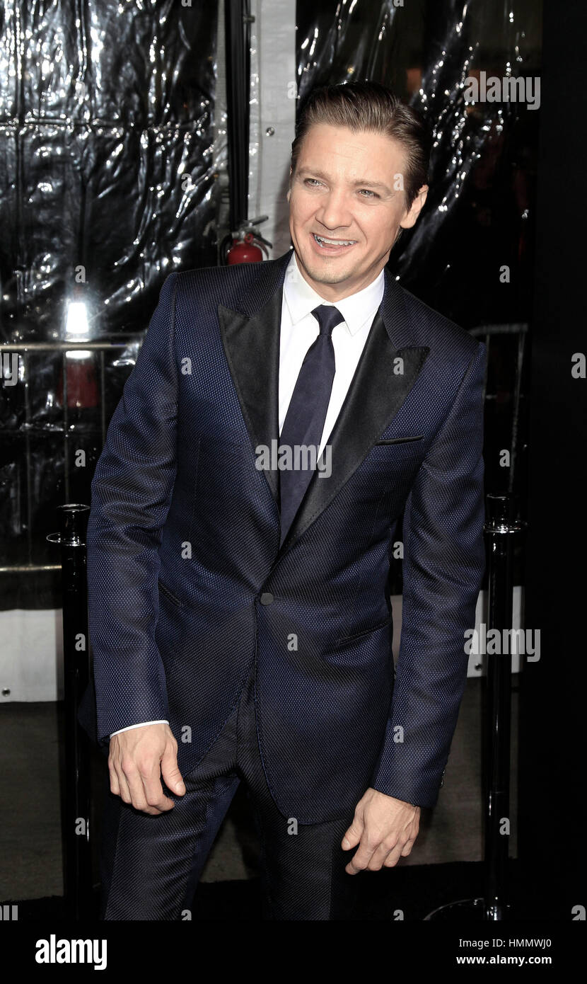 Download Movie Hansel \u0026 Gretel: Witch Hunters HD Wallpaper, image size:830x1390