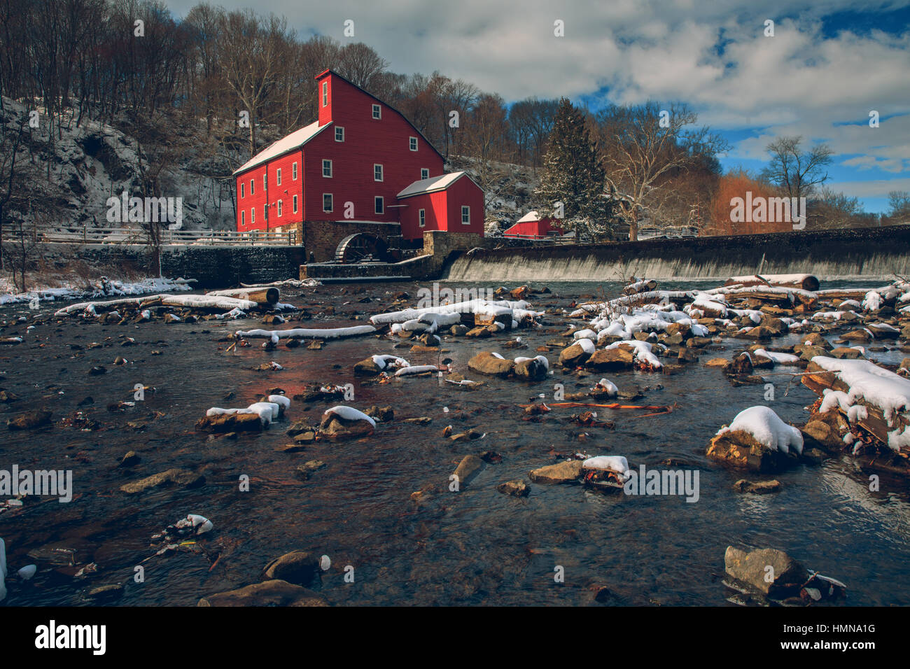 New Jersey, USA. 9th Feb, 2017. The Red Mill in Clinton New Jersey, overlooking the Raritan River, is covered in snow shortly after Winter Storm Niko dissipated. Credit: Jimmy Kastner/Alamy Live News Stock Photo