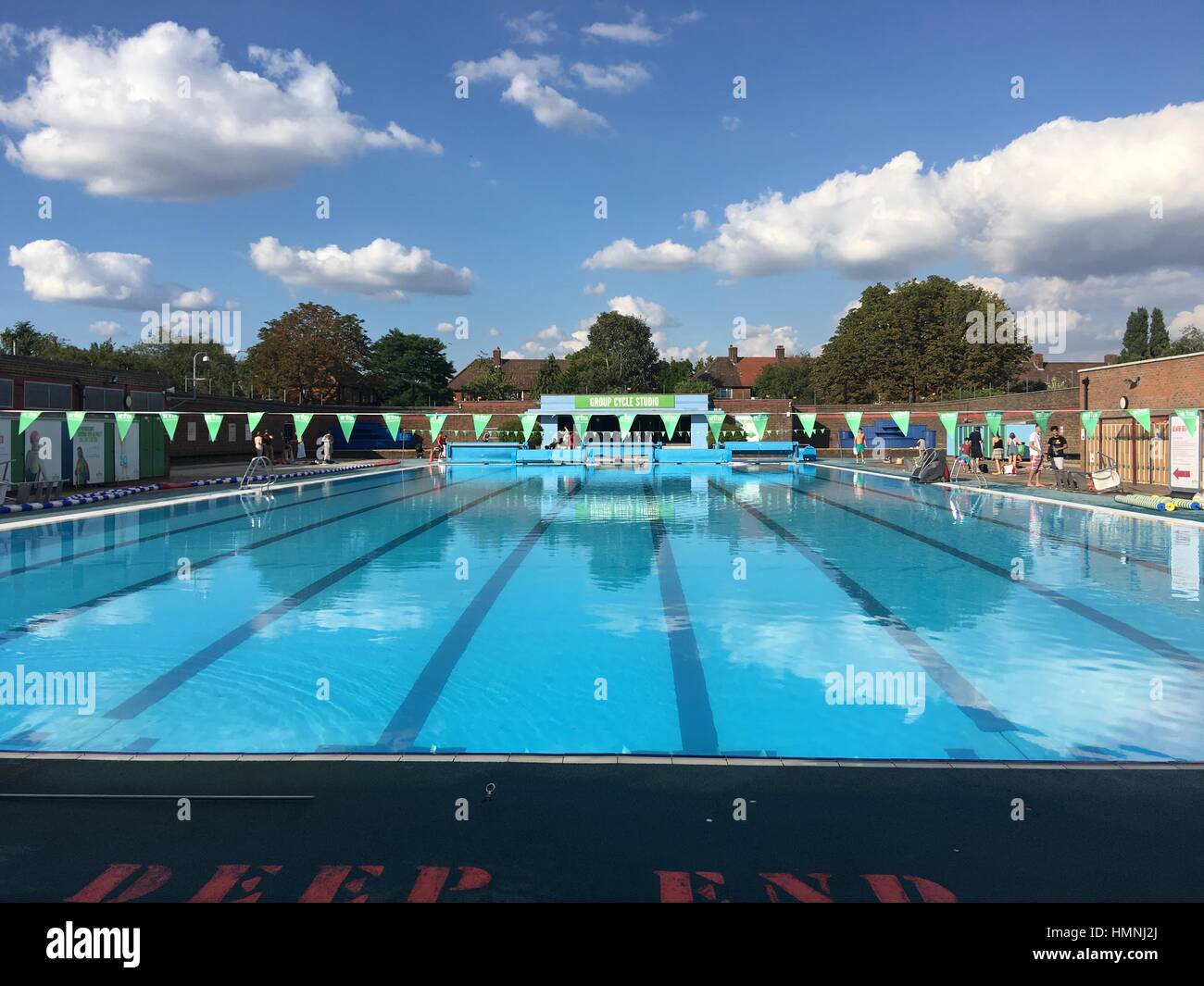 charlton lido pool