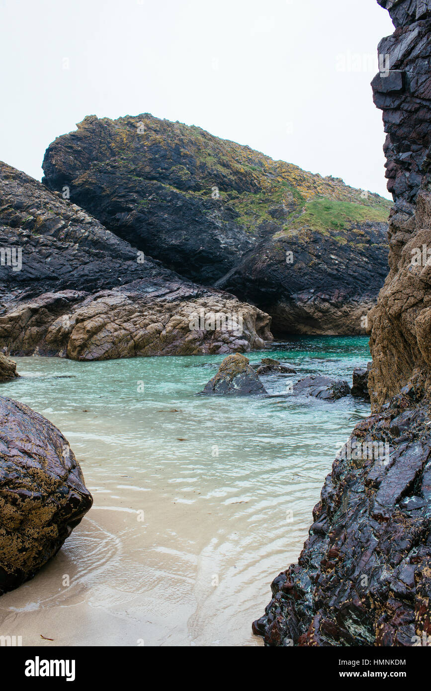 Lizard Point Rocks Rocks and ocean at Lizard Point, Cornwall. 2016 Stock Photo - Alamy