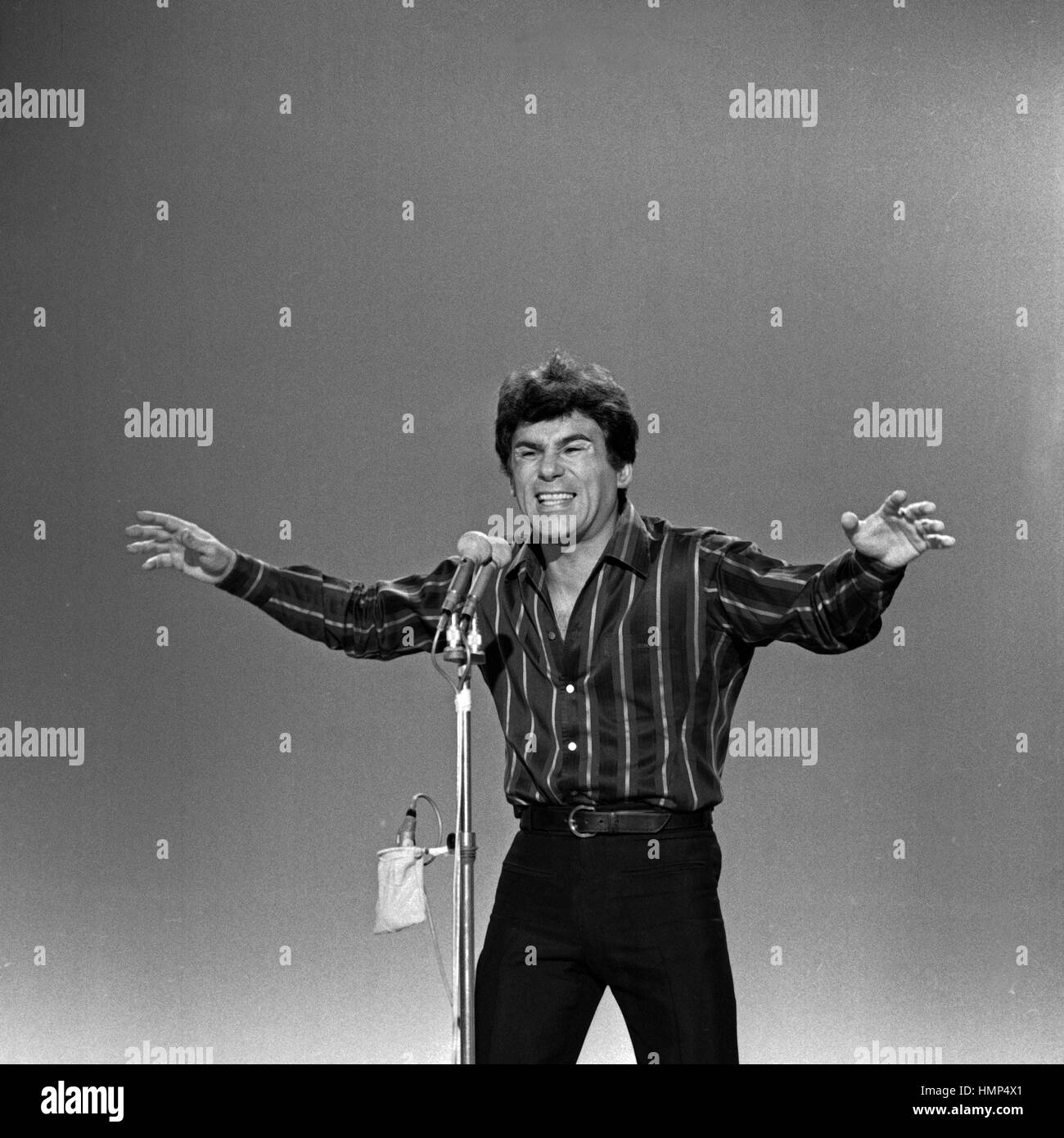 Französischer Jazz Sänger, Dichter und Maler Claude Nougaro Französischer Jazz Sänger, Dichter und Maler Claude Nougaro