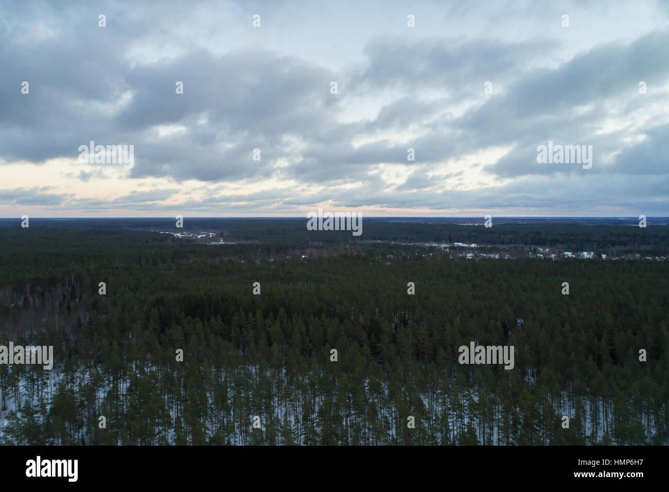 Flight above frozen lake forest hi-res stock photography and images - Alamy