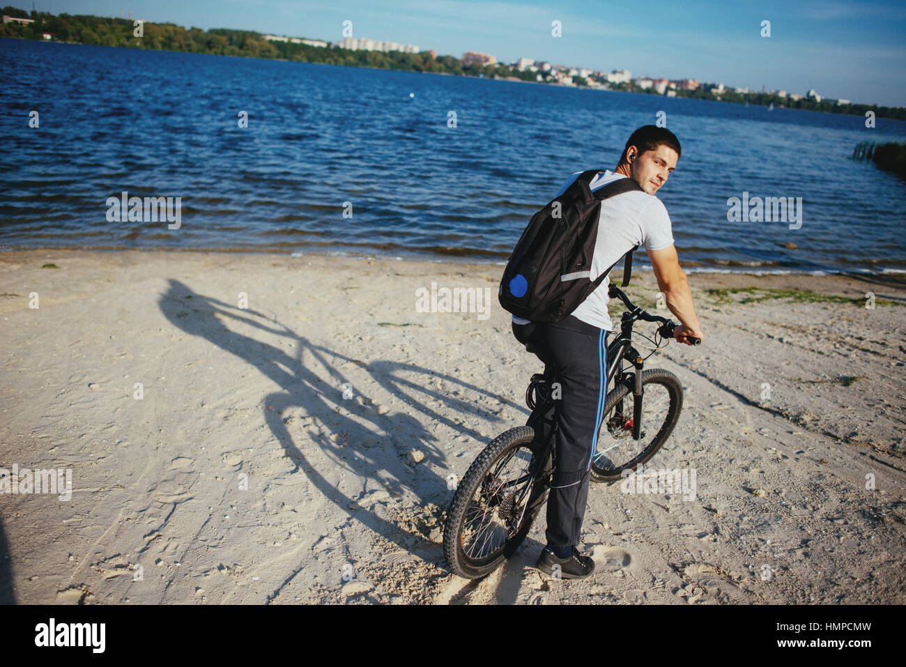 Moving movement ride rider riding bike biker hi-res stock photography ...