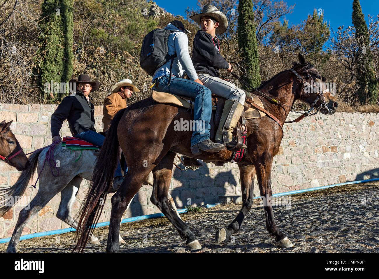 Young mexican cowboys cowboy hi-res stock photography and images - Alamy