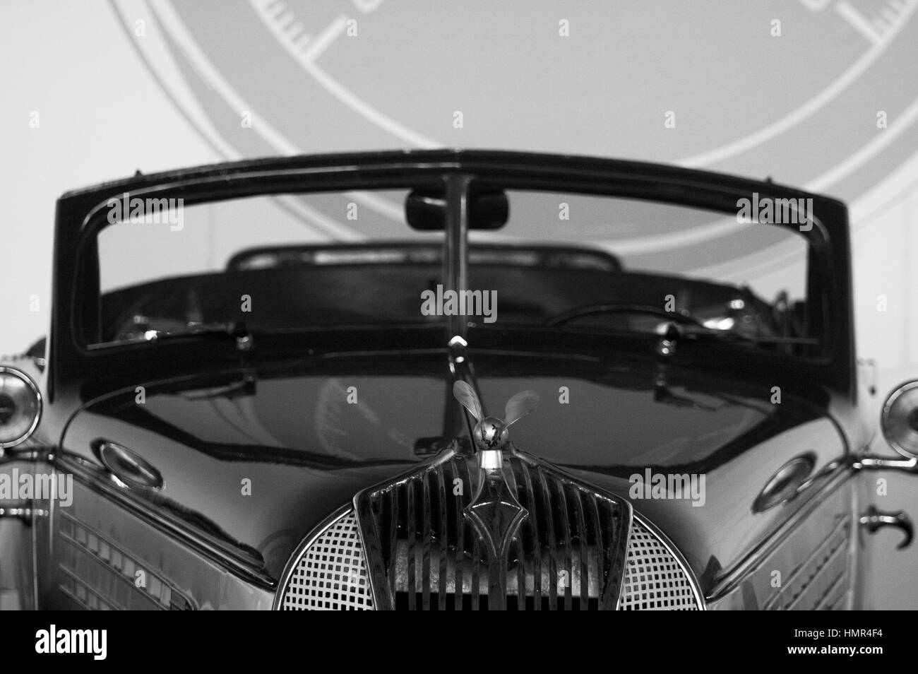 Photo car Hudson Eight, Year 1936, photo auto headlight Stock Photo Alamy