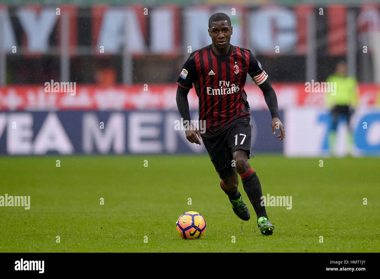 Milan, Italy. 5th Feb, 2017. Cristian Zapata of AC Milan in action during the Serie A football match between AC Milan and UC Sampdoria. Credit: Nicolò Campo/Alamy Live News Stock Photo