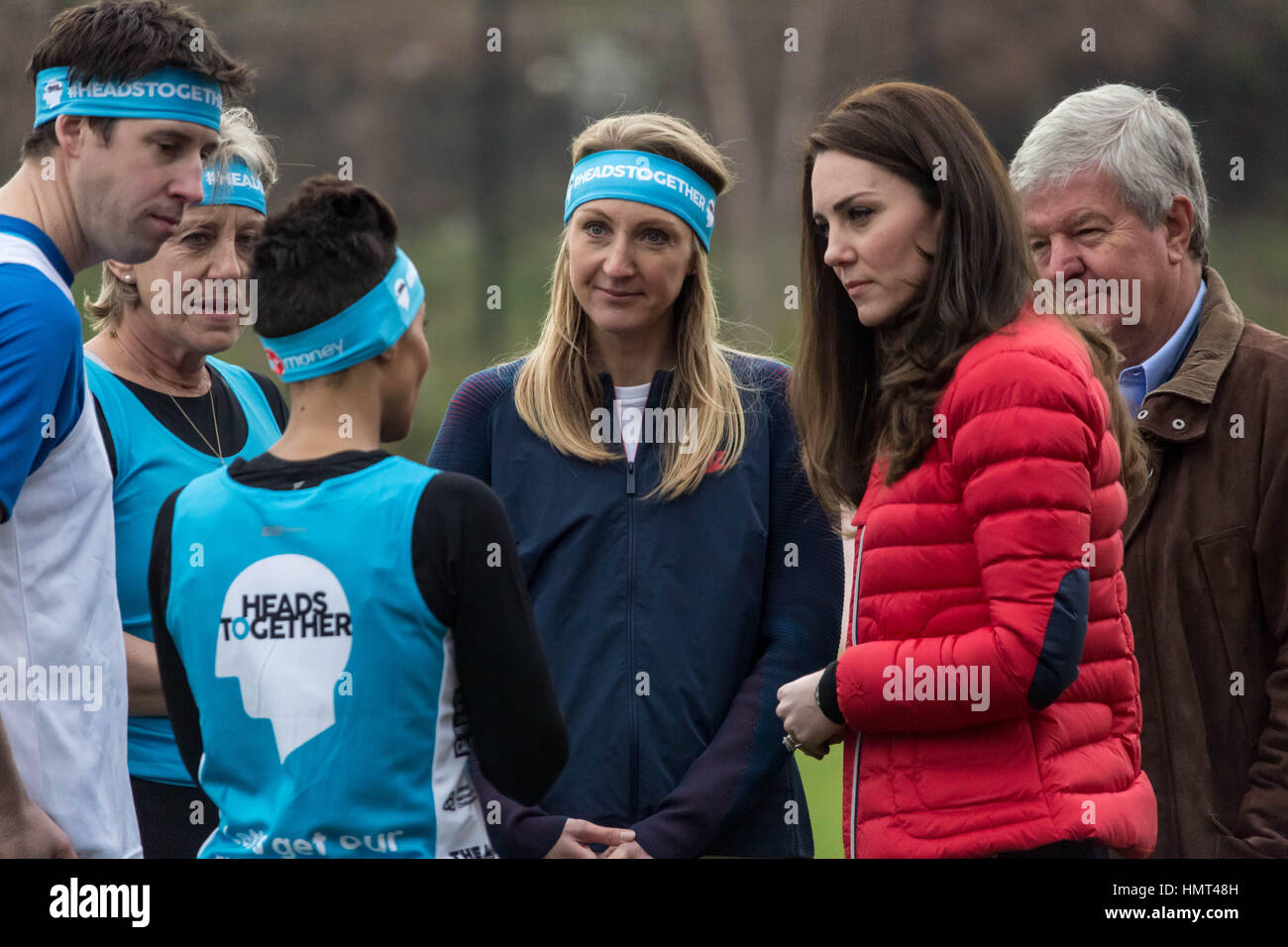 London, UK. 5th February, 2017. The Duchess of Cambridge (Kate Middleton) with athlete Paula Radcliffe join a training day at the Queen Elizabeth Olympic Park with the runners taking part in the 2017 London Marathon for Heads Together, the official charity of the year. © Guy Corbishley/Alamy Live News Stock Photo