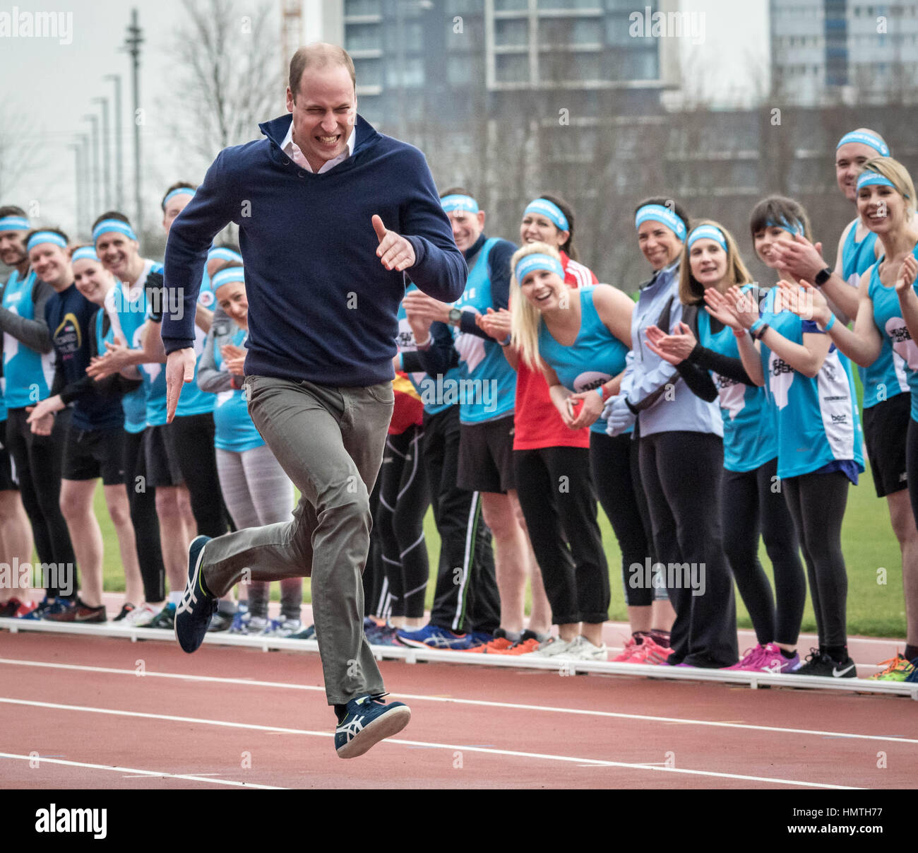London, UK. 5th February, 2017. The Duke of Cambridge (Prince William) joins a training day at the Queen Elizabeth Olympic Park with the runners taking part in the 2017 London Marathon for Heads Together, the official charity of the year. © Guy Corbishley/Alamy Live News Stock Photo