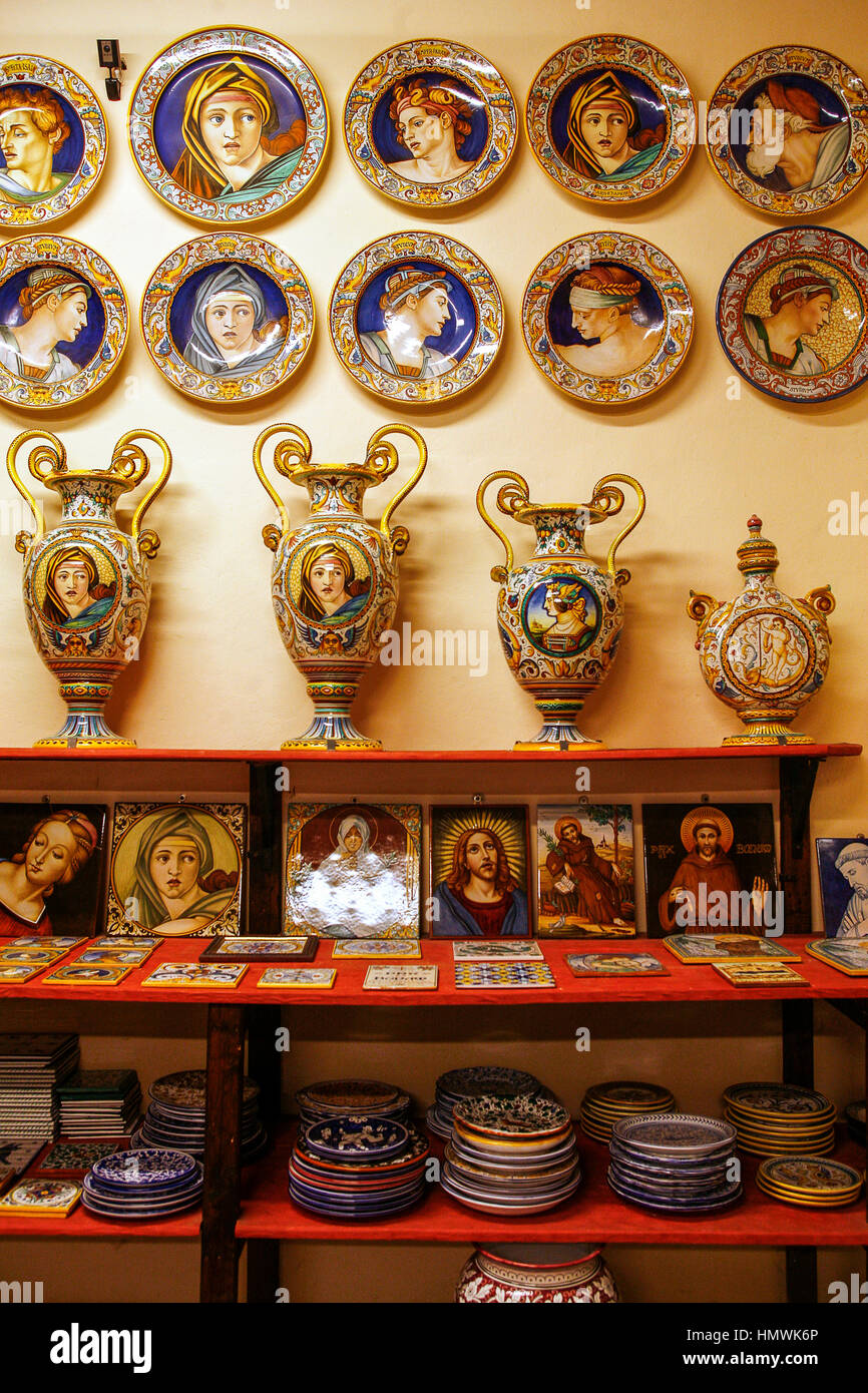 Italy Umbria Deruta , Ceramics shop Stock Photo Alamy