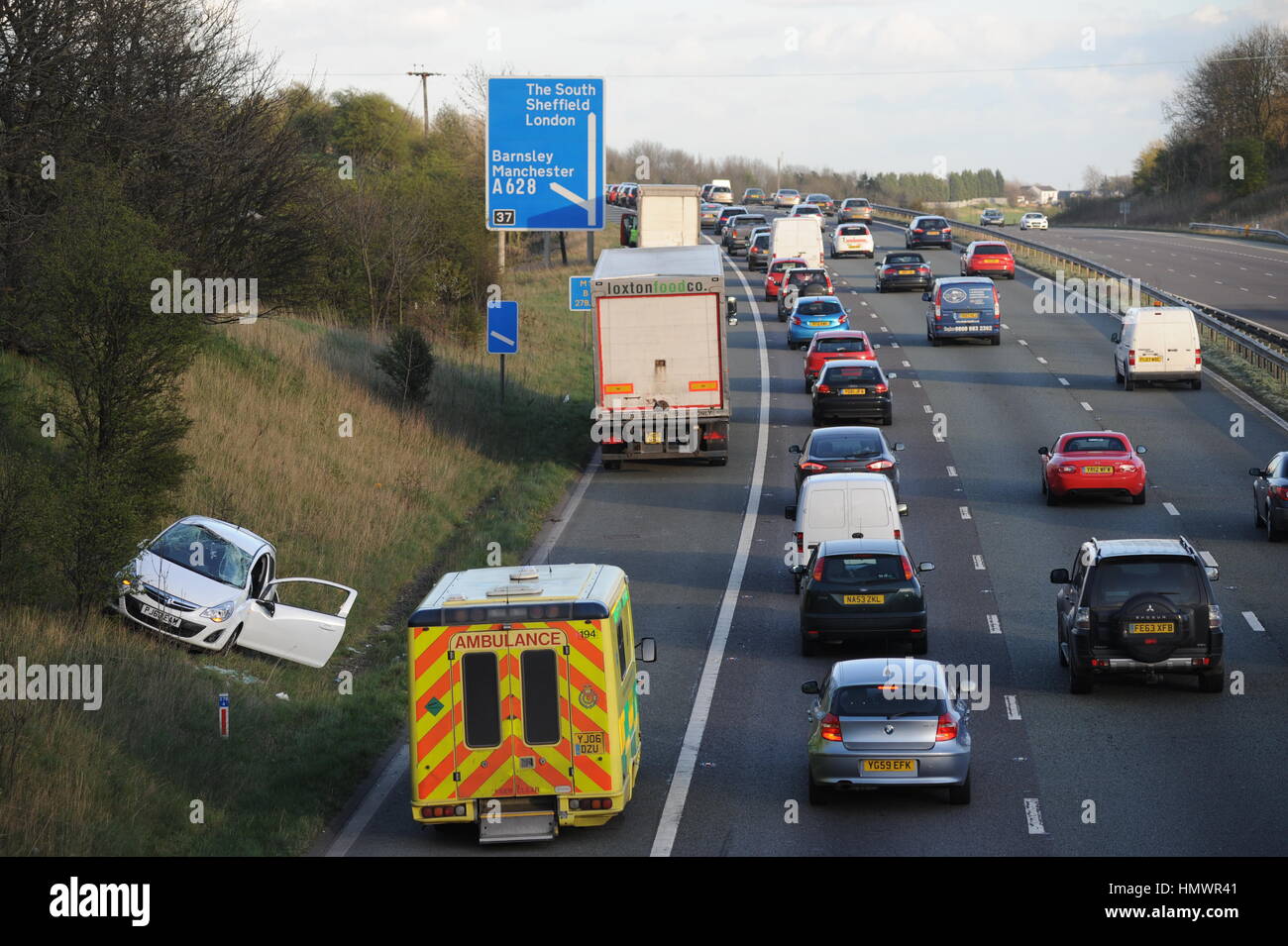 M1 Crash High Resolution Stock Photography And Images Alamy [ 955 x 1300 Pixel ]