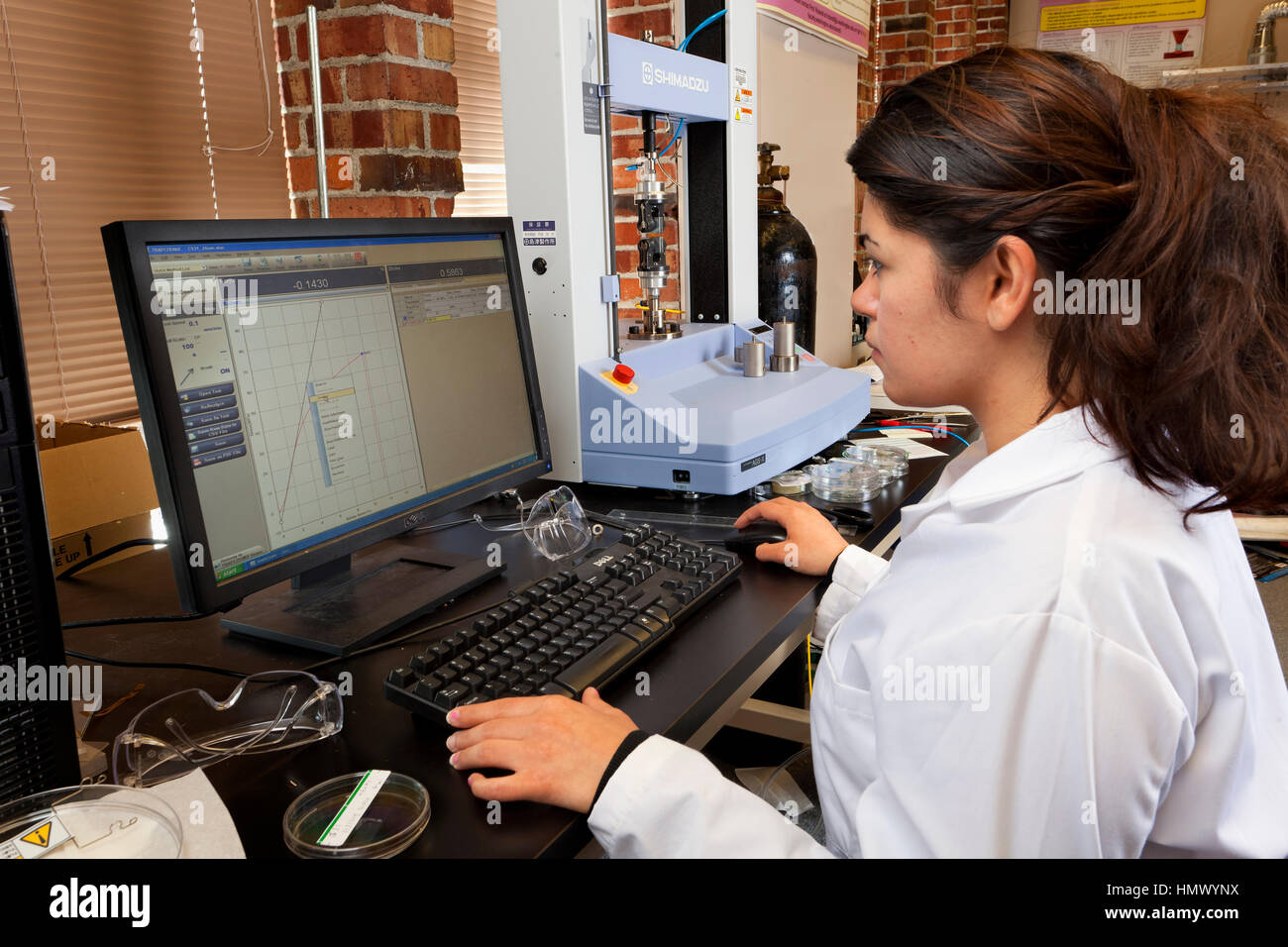 PE0014100...WASHINGTON Tthe Materials Science Lab at the University of Washington in Seattle