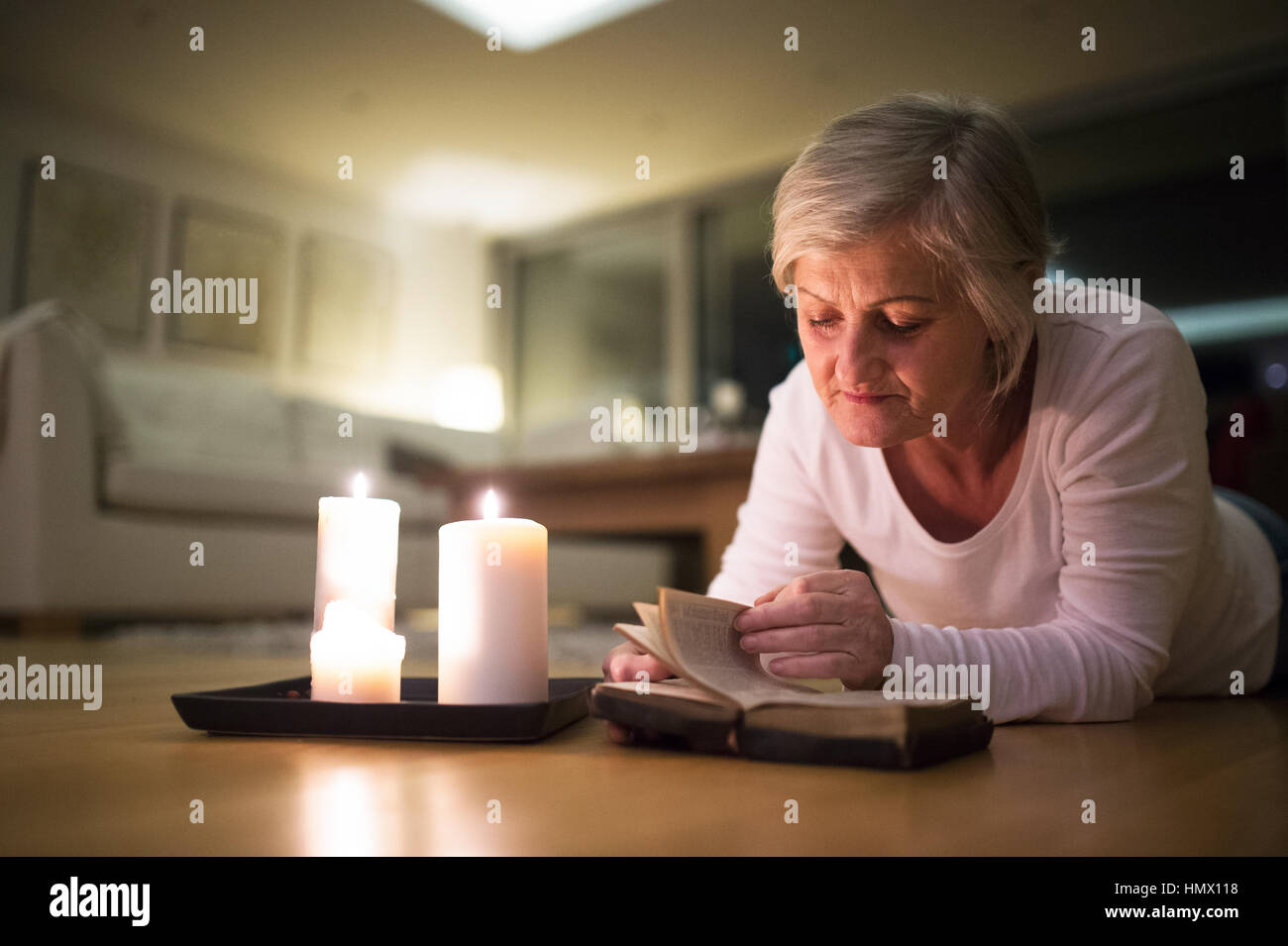 Open bible candles hires stock photography and images Alamy