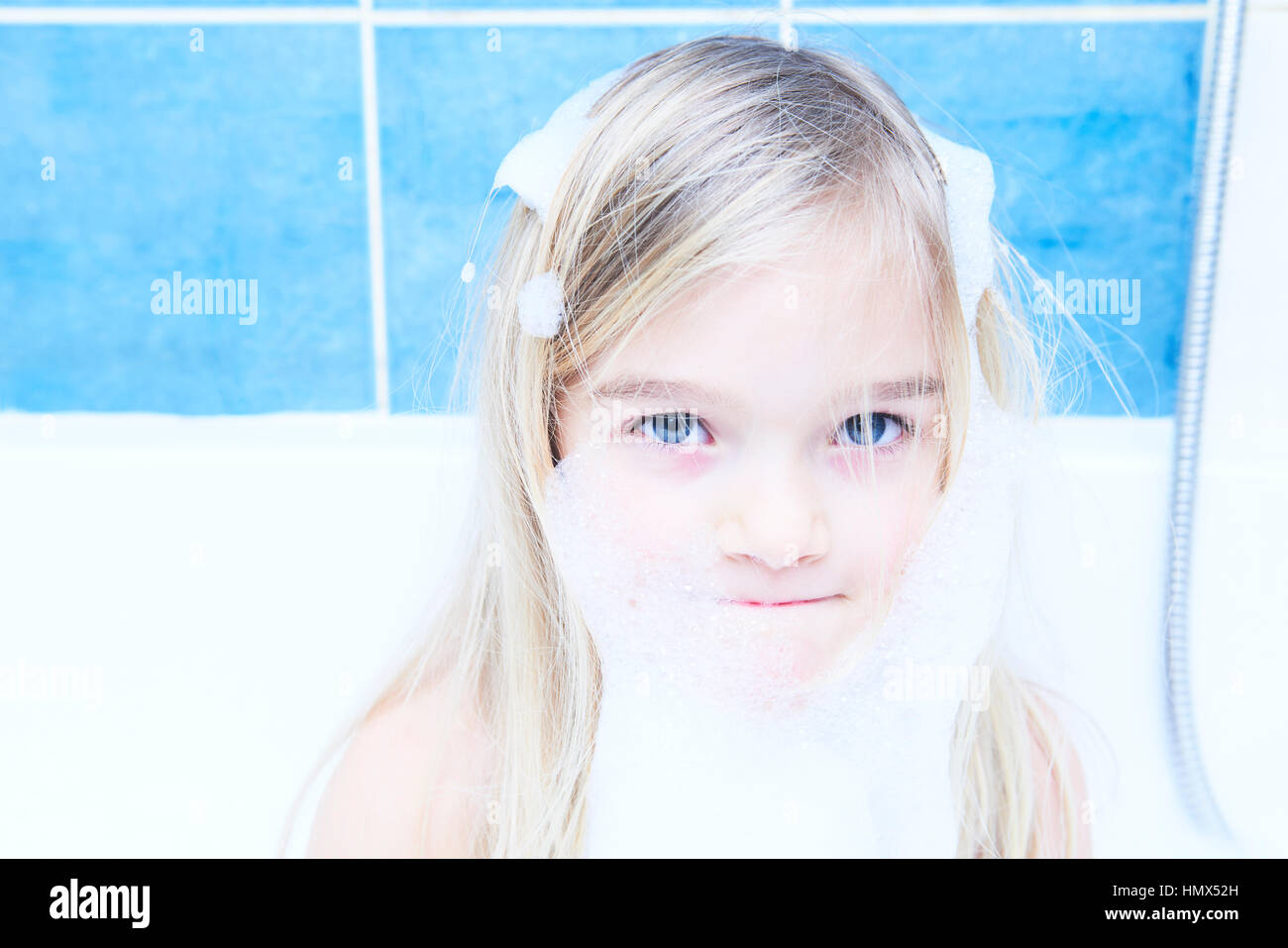 Suds happy hires stock photography and images Alamy