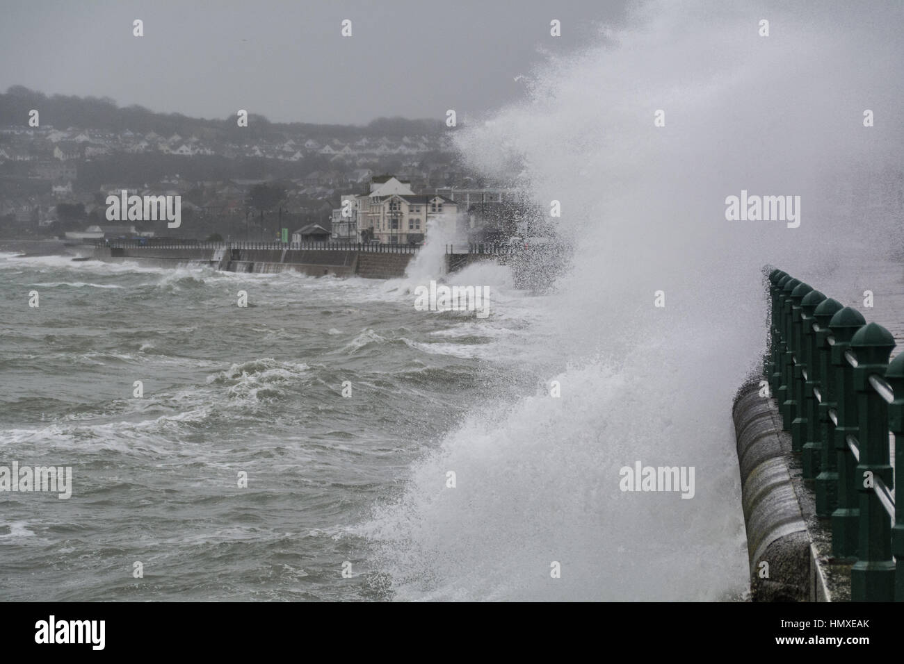 Penzance, Cornwall, UK. 6th Feb 2016. UK Weather. After last weeks storms, waves and strong wind return to Cornwall coastline. Seen here Penzance seafront. Credit: Simon Maycock/Alamy Live News Stock Photo