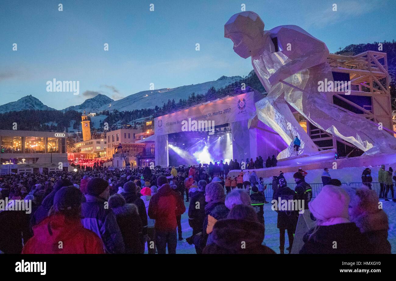 St. Moritz, Switzerland. 6th Feb, 2017. A wooden statue of a skier can be seen during the opening ceremony for the Alpine Skiing World Cup at Kulm Park in St. Moritz, Switzerland, 6 February 2017. Photo: Michael Kappeler/dpa/Alamy Live News Stock Photo