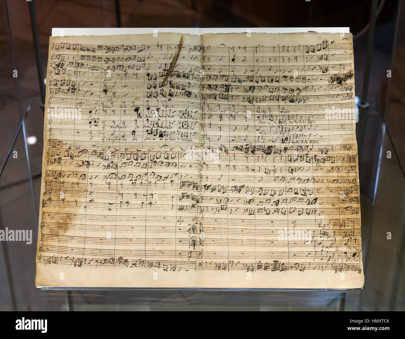 Leipzig, Germany. 7th Feb, 2017. The hand-written musical score "O Ewigkeit, du Donnerwort" from Johann Sebastian Bach, photographed in Leipzig, Germany, 7 February 2017. The purchase was celebrated with an offical ceremony, which was also an occasion to thank the sponsors. Photo: Peter Endig/dpa-Zentralbild/dpa/Alamy Live News Stock Photo