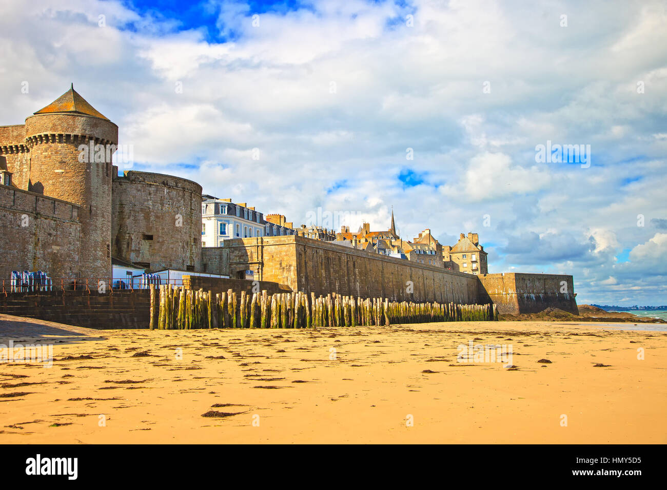 Saint Malo sand beach, city walls and houses. Low tide. Brittany, France, Europe. Stock Photo