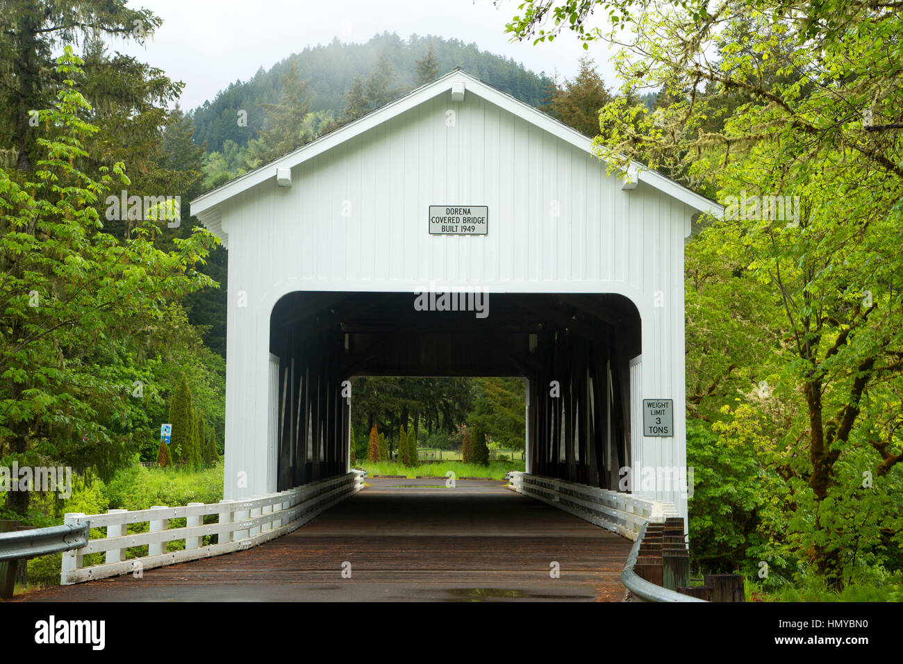Dorena Covered Bridge, Lane County, Oregon Stock Photo Alamy