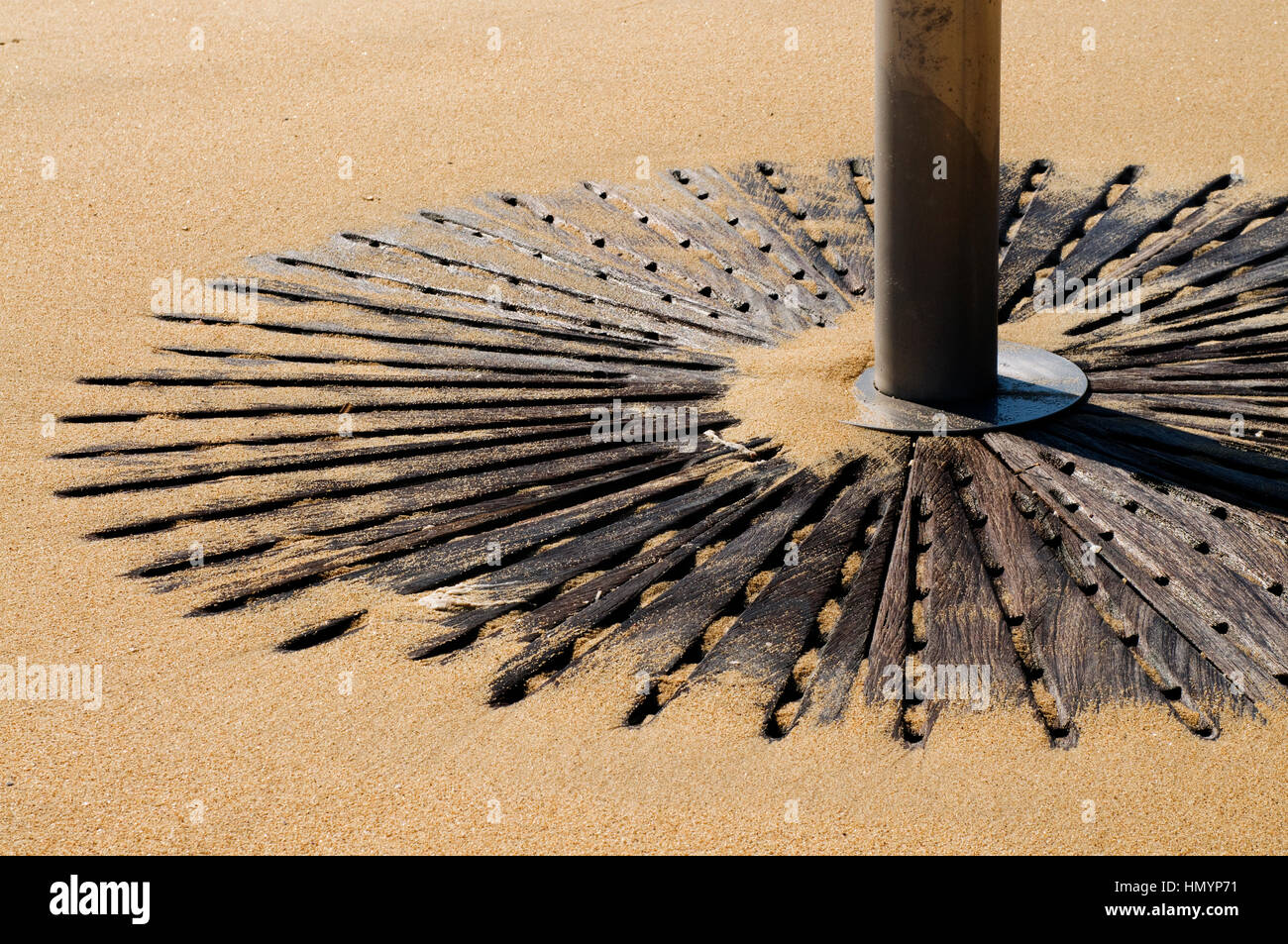 Spain. Barcelona. Shower on the beach, winter Stock Photo Alamy