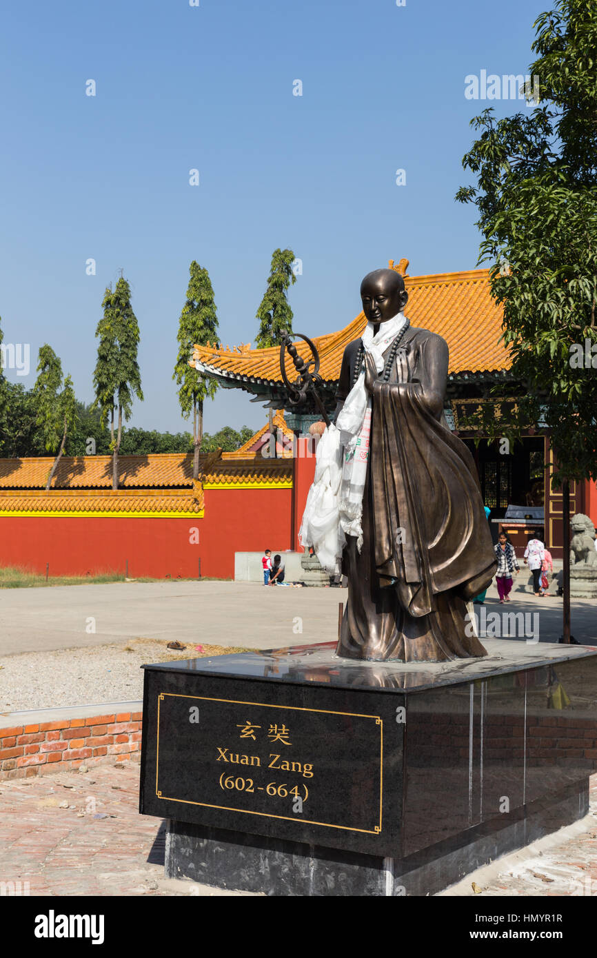 Chinese monk statue xuan zang Stock Photo Alamy