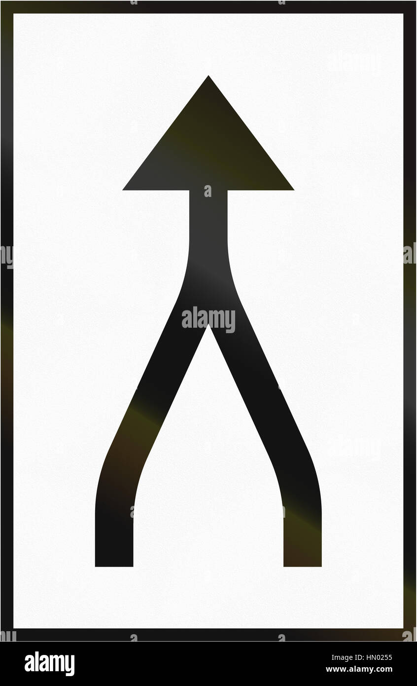 Lane merge sign hi-res stock photography and images - Alamy