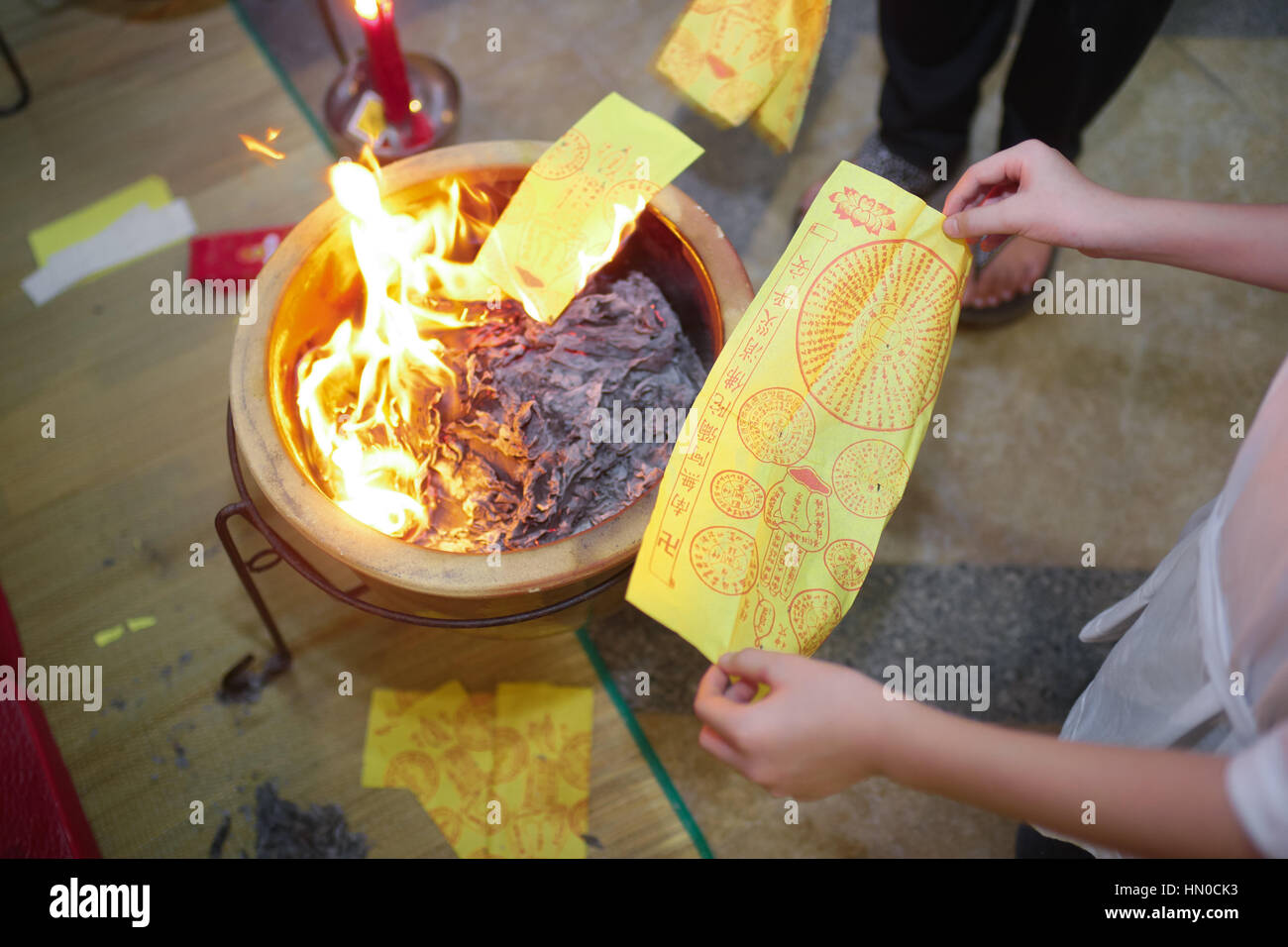 Chinese Funeral Family High Resolution Stock Photography and Images Alamy