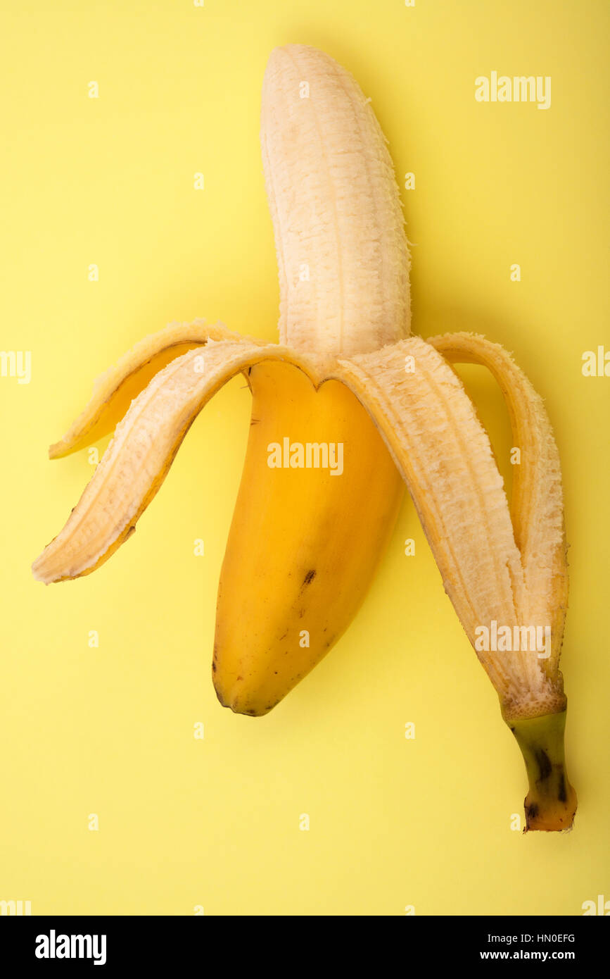 Banana skin hi-res stock photography and images - Alamy