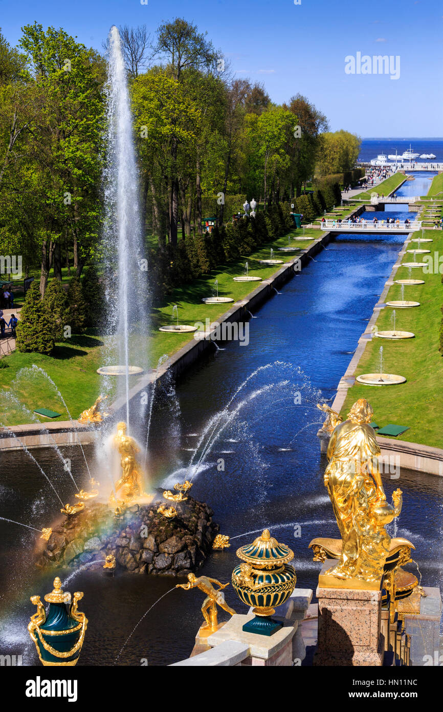 samson statues and fountains with view down to the baltic, Peterhof, St ...