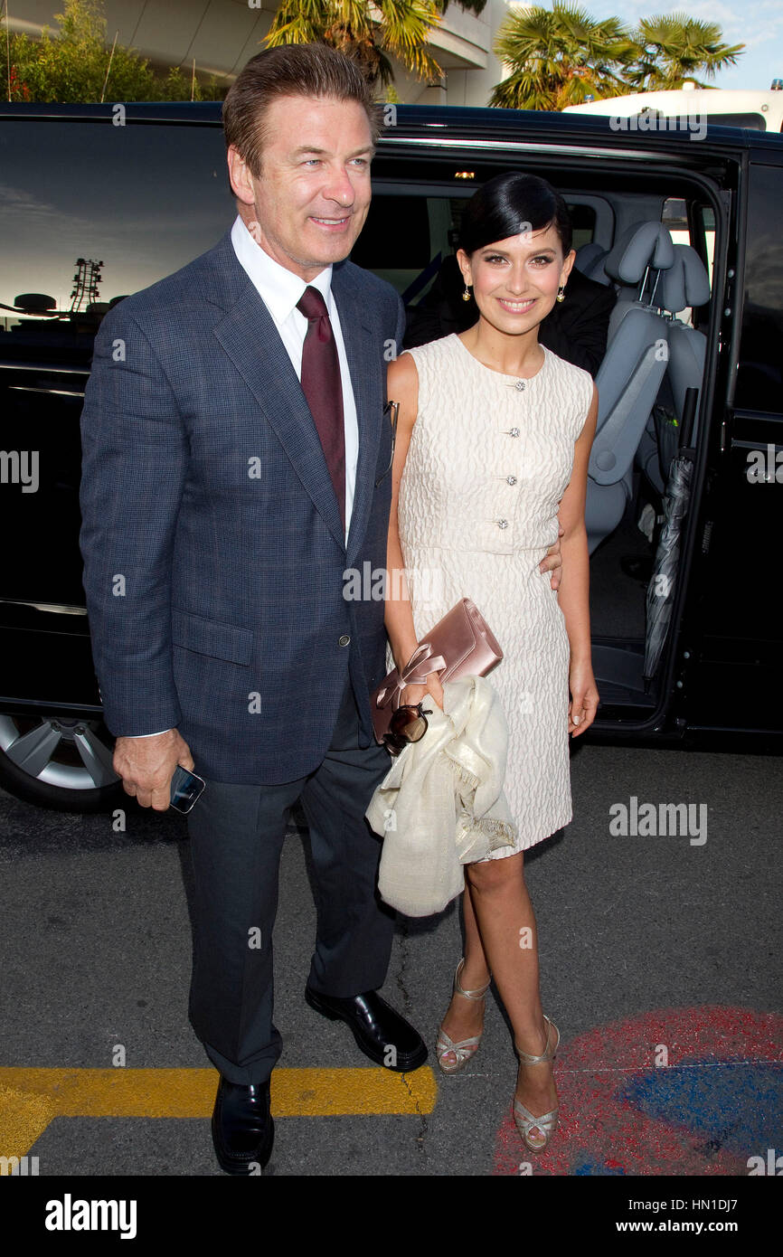 Alec Baldwin and his girlfriend Hilaria Thomas arrives at a yacht party