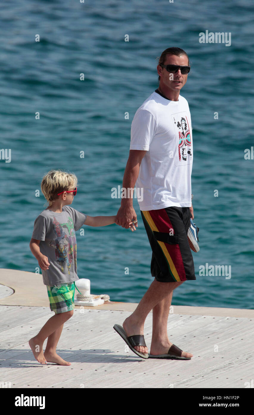 Gavin Rossdale and son, Kingston walk on the dock at the Hotel Du Cap in Antibes, France on May 18, 2011. Photo by Francis Specker Stock Photo