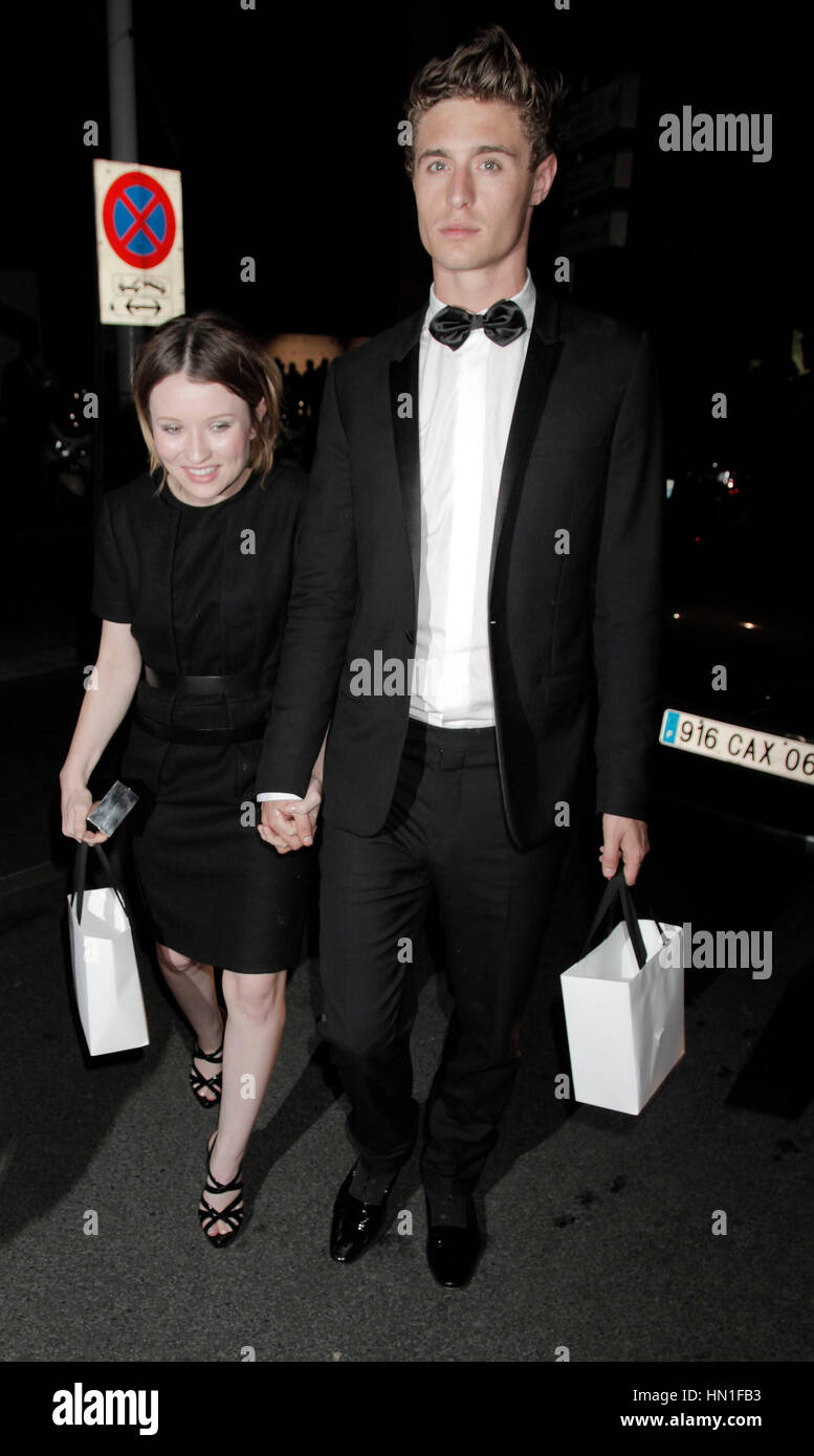 Max irons hi-res stock photography and images - Alamy, image size:777x1390