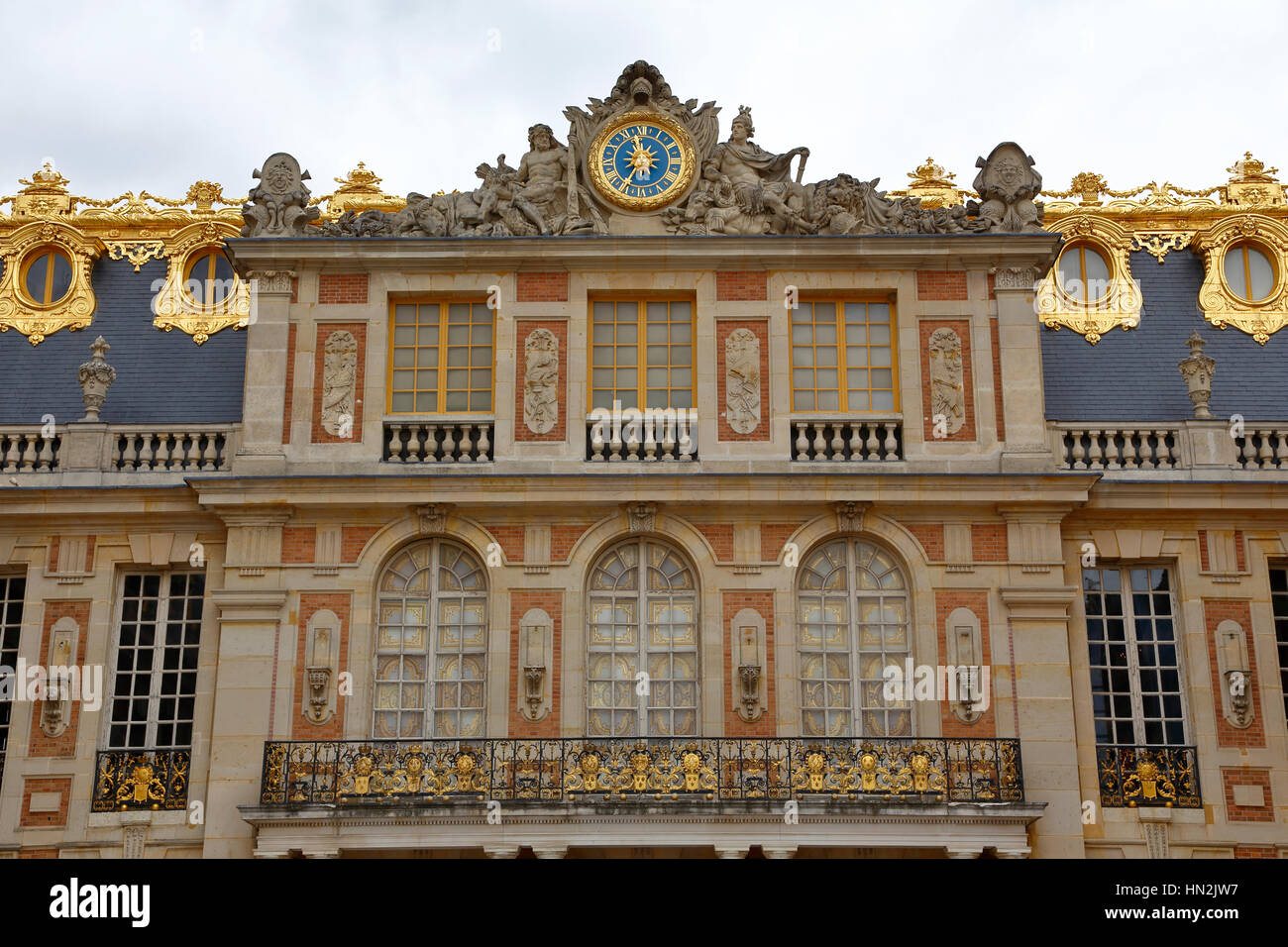 VERSAILLE FRANCE: Famous balcony of Chateau de Versailles during 