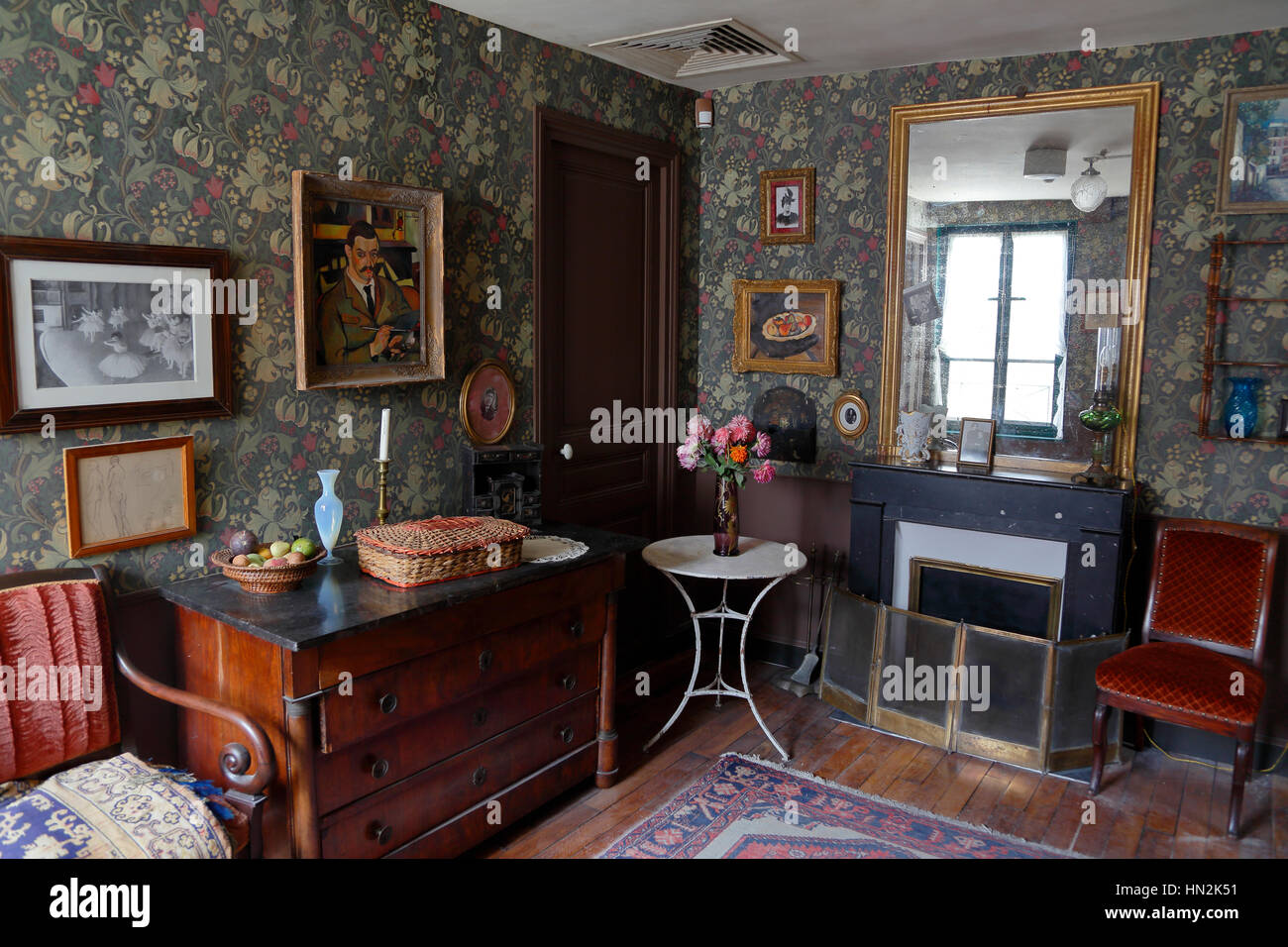 Museum of Montmartre, a residence and meeting place for many artists ...