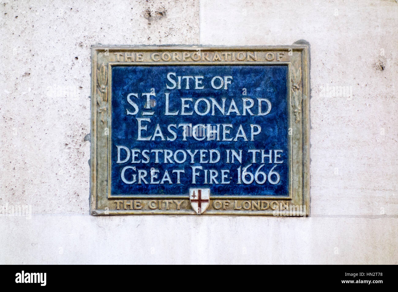 Blue Plaque showing the site of St Leonard Eastcheap, destroyed in the Great Fire of London 1666 Stock Photo