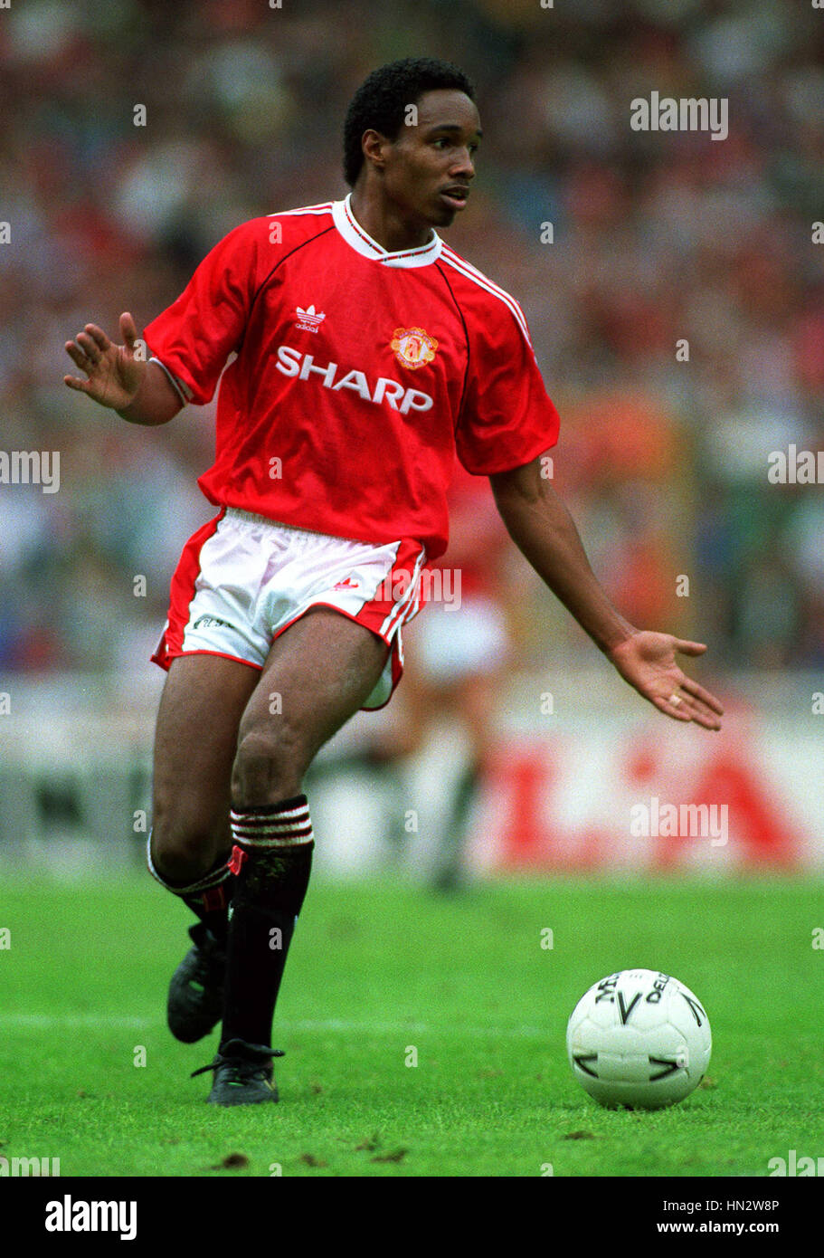 PAUL INCE MANCHESTER UNITED FC 18 August 1990 Stock Photo Alamy