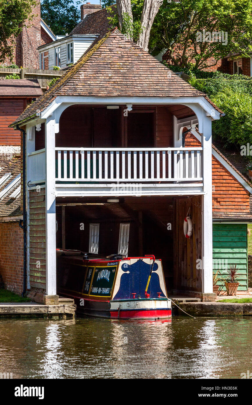 Boathouse Goring On Thames UK Stock Photo Alamy