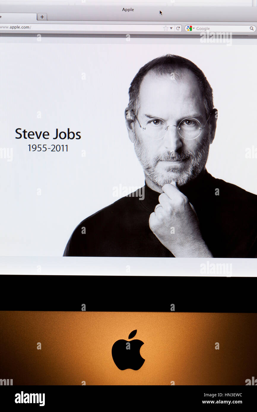 BATH, UK - OCTOBER 06, 2011:  Close-up of an Apple iMac computer displaying the www.apple.com front page tribute to former chief executive Steve Jobs, Stock Photo