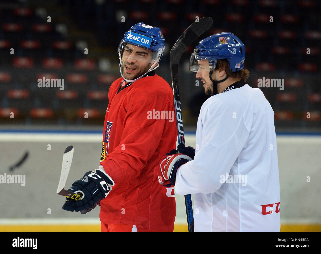 Prague, Czech Republic. 08th Feb, 2017. The Czech national ice-hockey team's players Jan Kovar and Petr Jelinek in action during the training session prior to the February Sweden Games in Gothenburg in Prague, Czech Republic, February 8, 2017. Sweden Games, the third part of the European Hockey Tour (EHT) series, will take place on February 9-12. Credit: Katerina Sulova/CTK Photo/Alamy Live News Stock Photo
