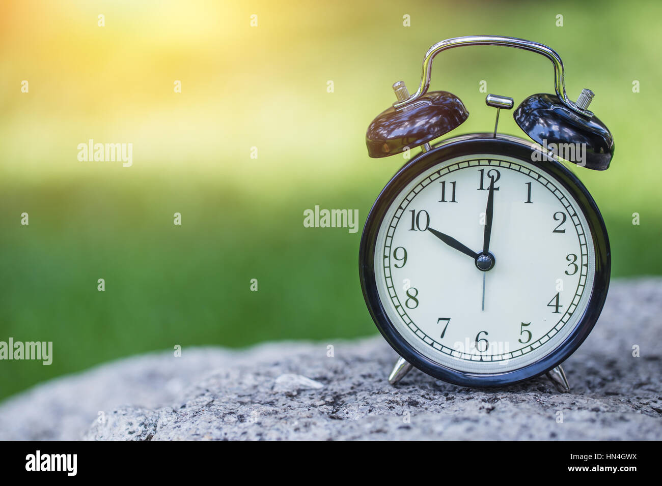 10 oclock retro vintage clock hires stock photography and images Alamy