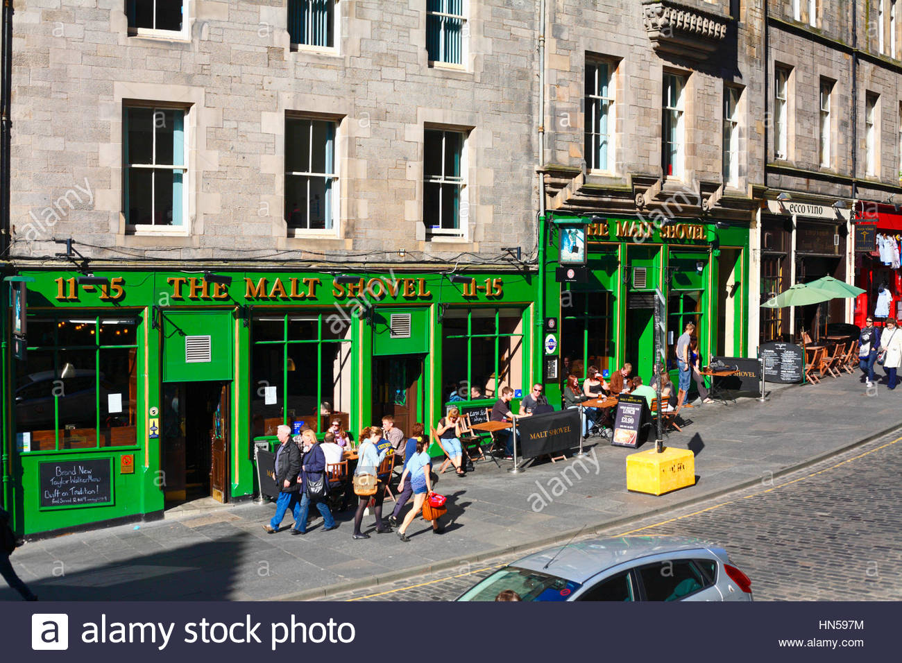 Cockburn street edinburgh hires stock photography and images Alamy