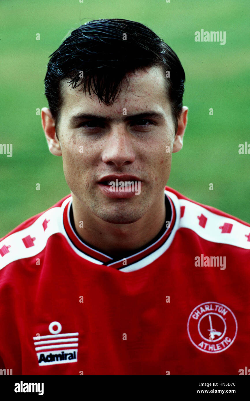 ROBERT LEE CHARLTON ATHLETIC FC 01 August 1988 Stock Photo Alamy