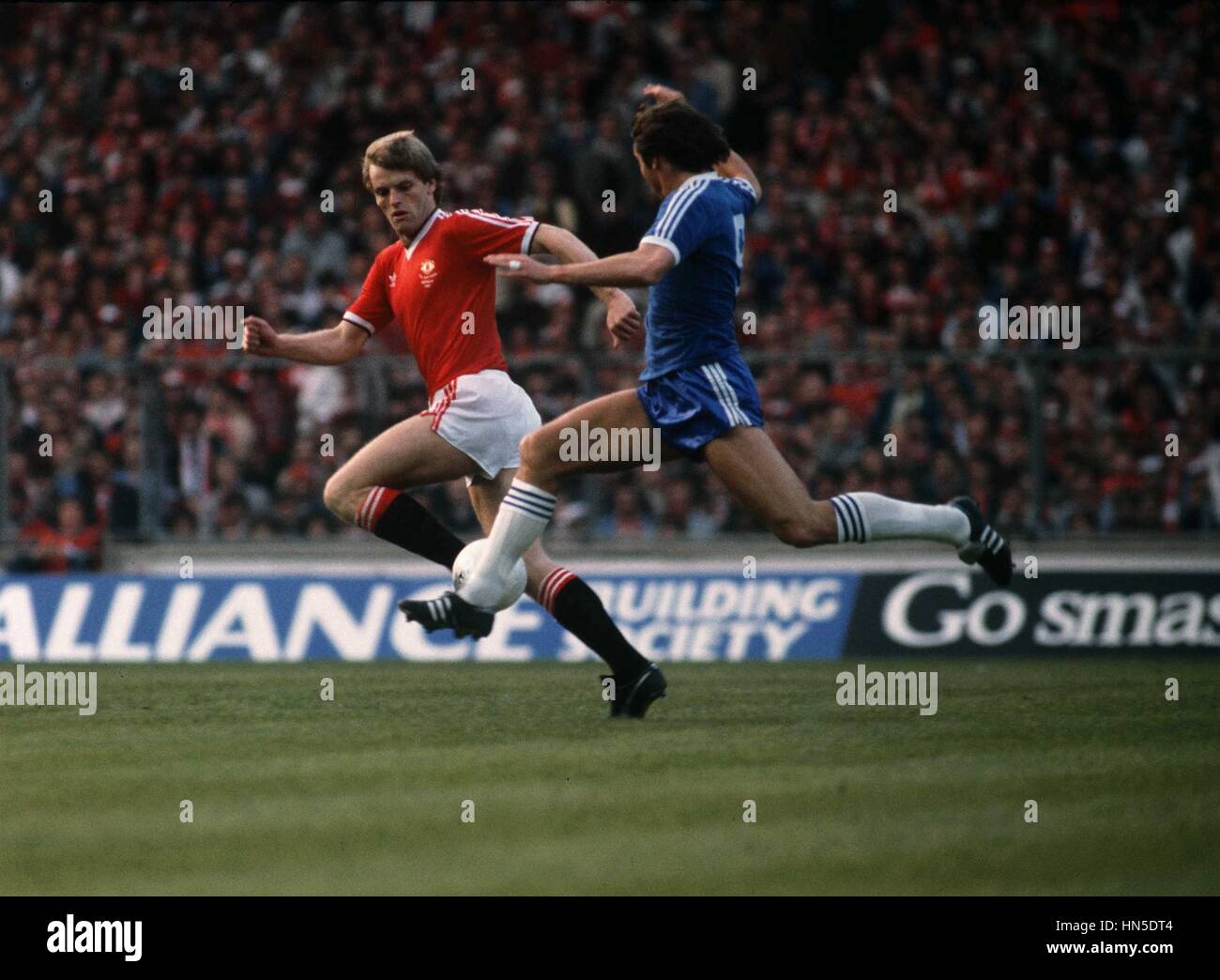 GORDON MCQUEEN MANCHESTER UNITED FC 05 May 1982 Stock Photo