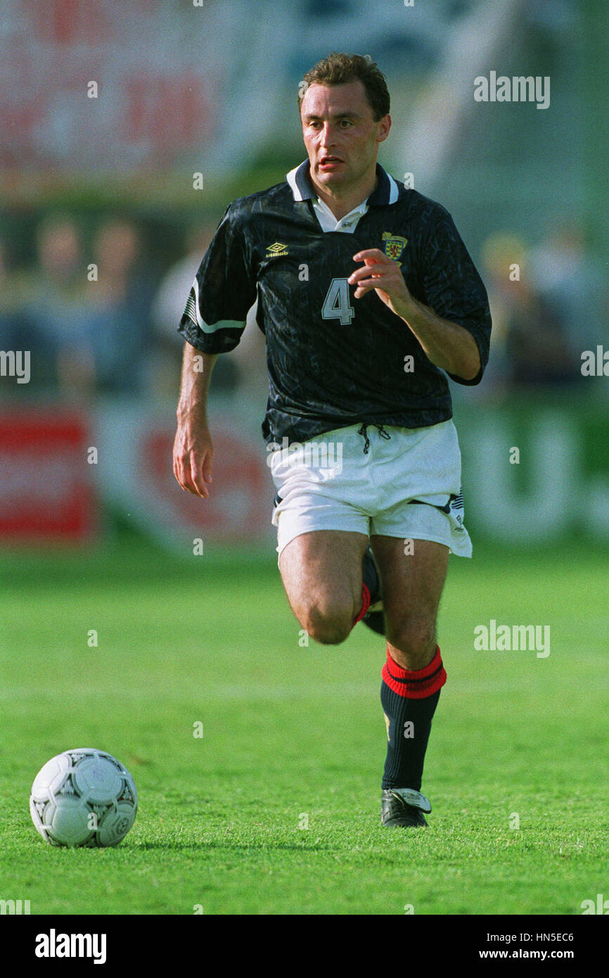 MAURICE MALPAS SCOTLAND & DUNDEE UNITED FC 22 June 1992 Stock Photo Alamy